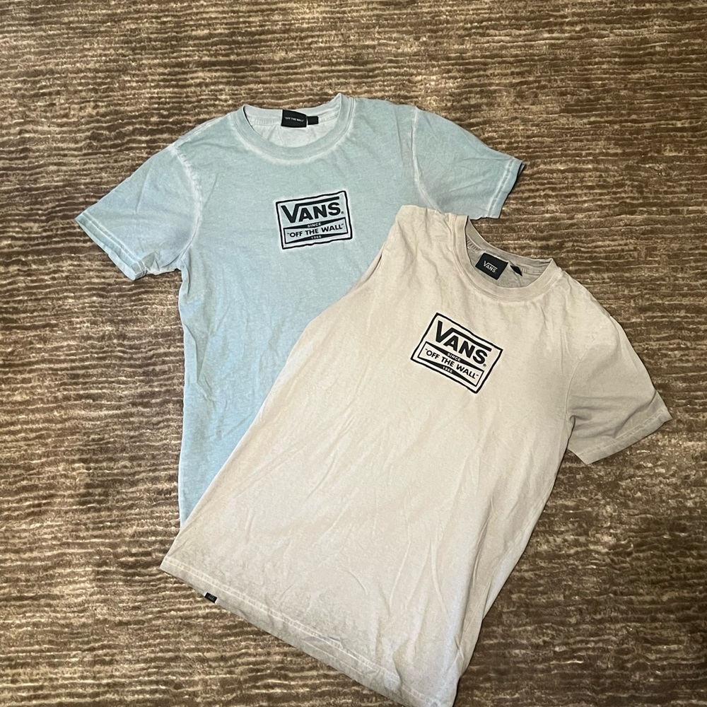 VANS lot of two shirts men size small